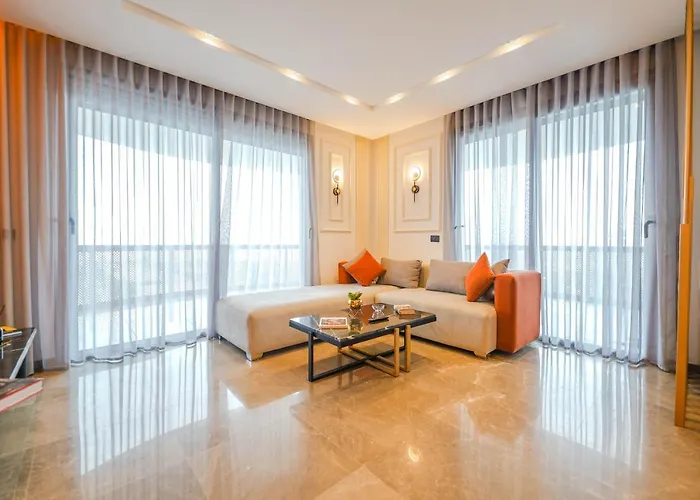 Royal Anfa Park Suite-By Ayla Stay